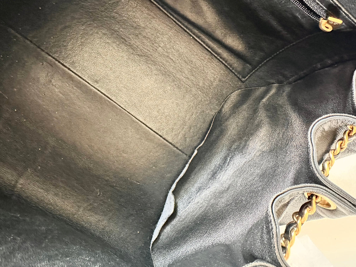 Chanel Reissue shoulder bag black