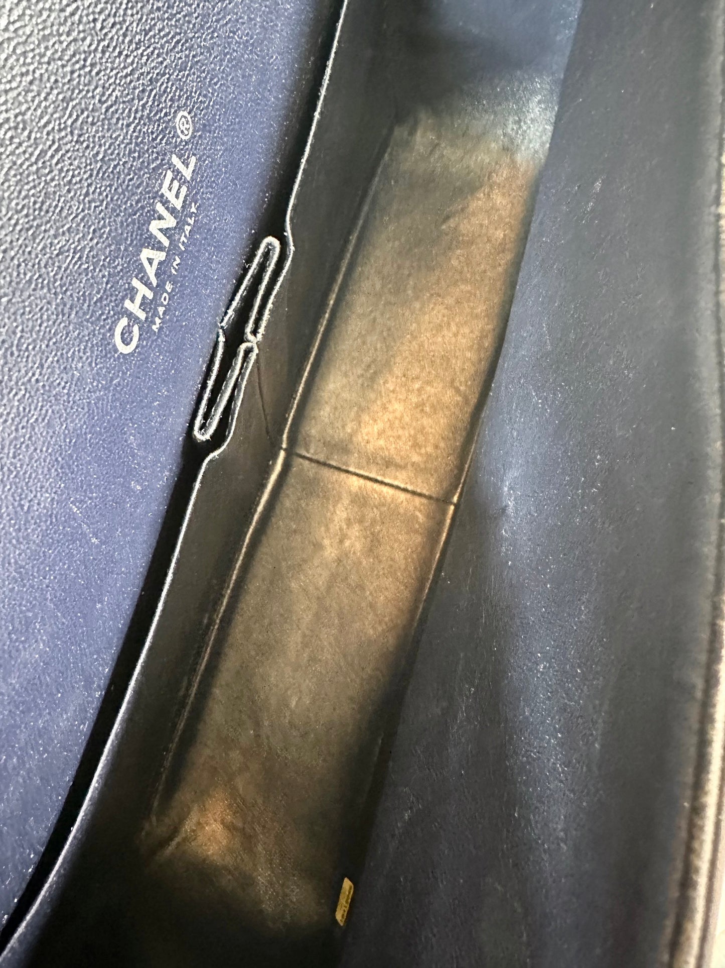 Chanel classic Jumbo Maxi navy