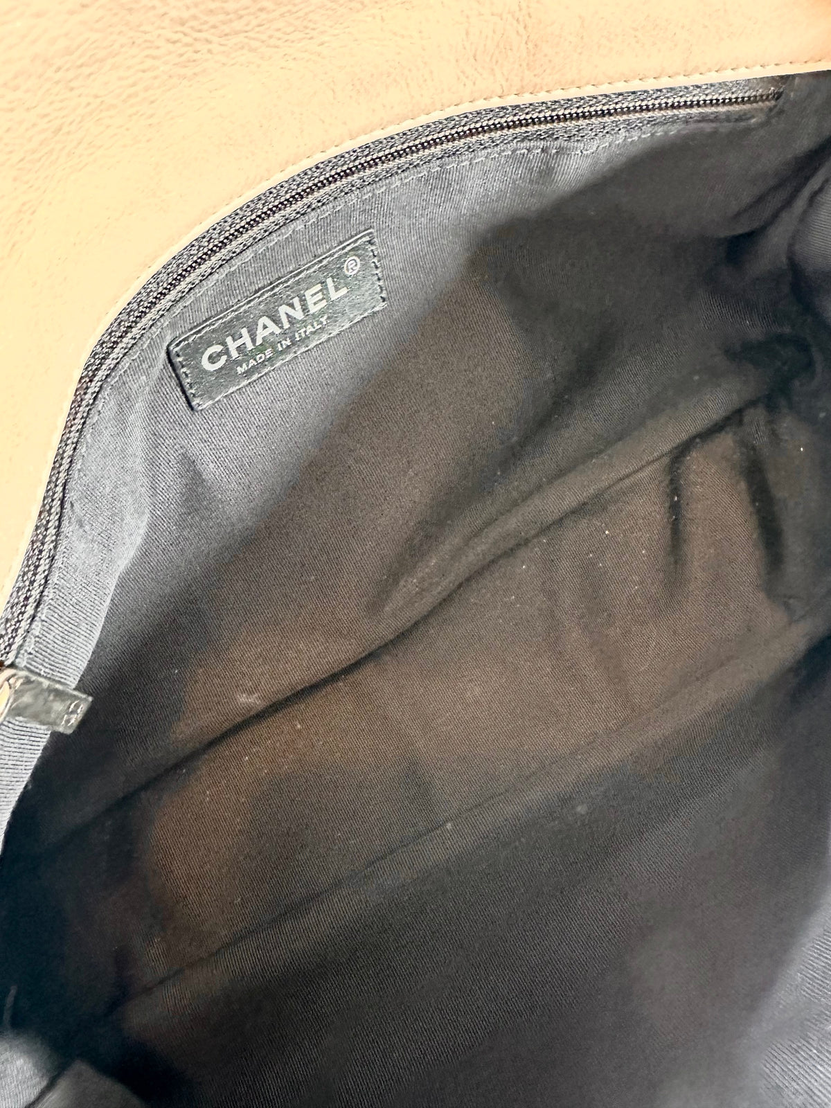 Chanel single flap bag beige