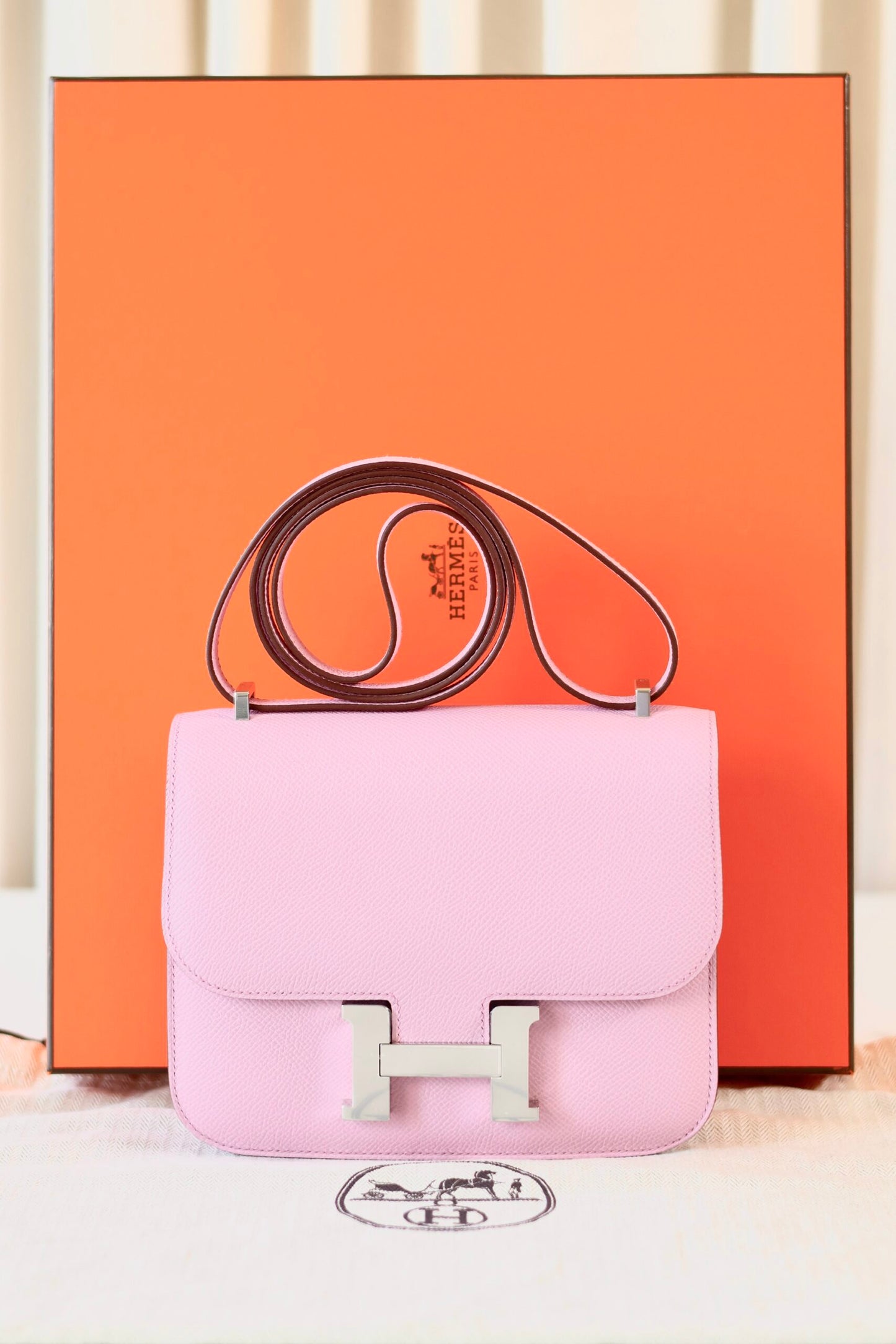 Hermes Constance 18 mauve sylvestre