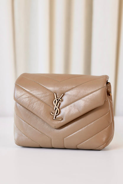 Saint Laurent Loulou Toy beige