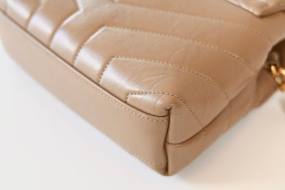 Saint Laurent Loulou Toy beige