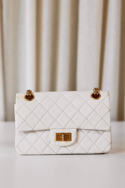 Chanel Reissue 2.55 mini flap bag white