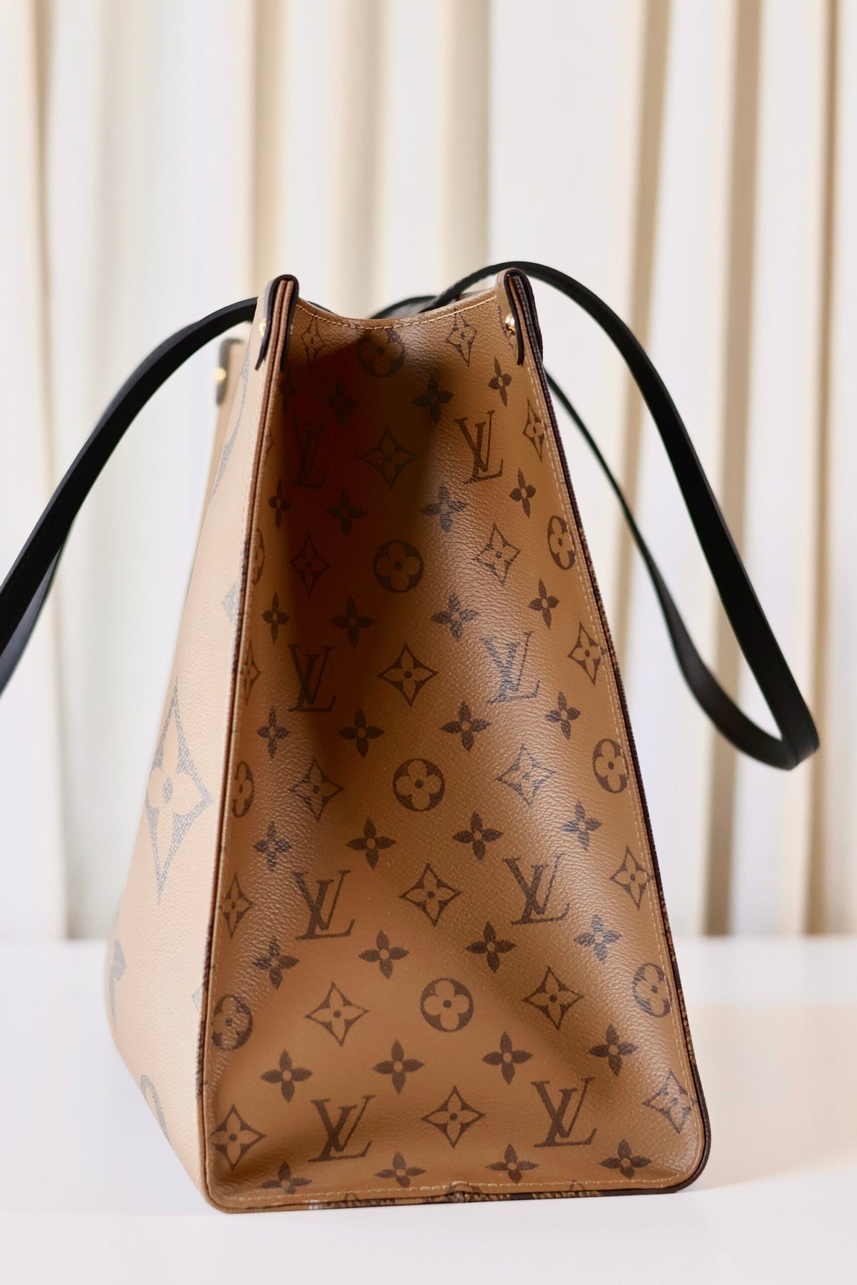 Louis Vuitton On The Go GM