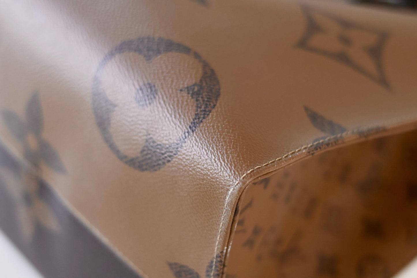 Louis Vuitton On The Go GM