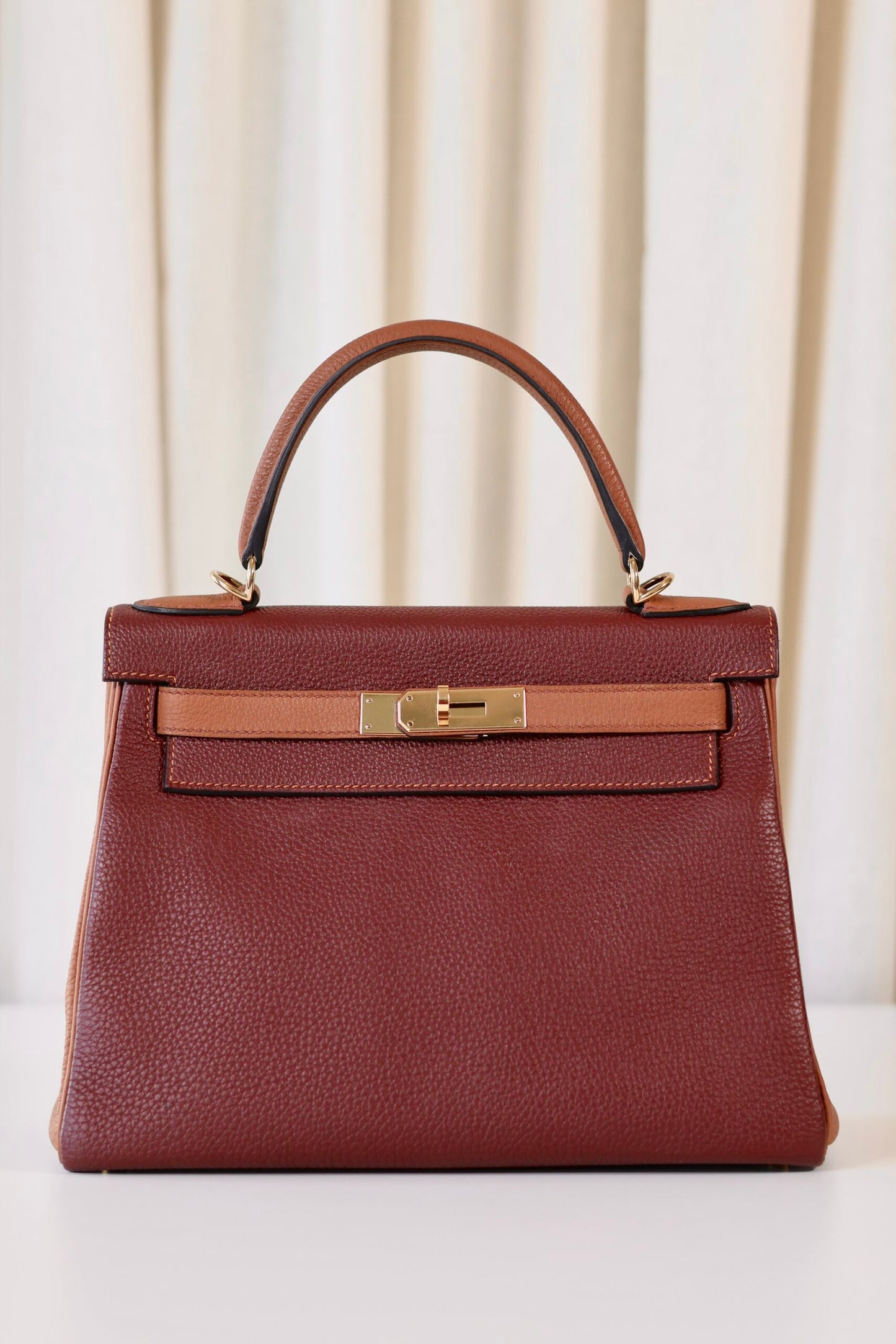 Hermes Kelly 28 Rouge H & Gold