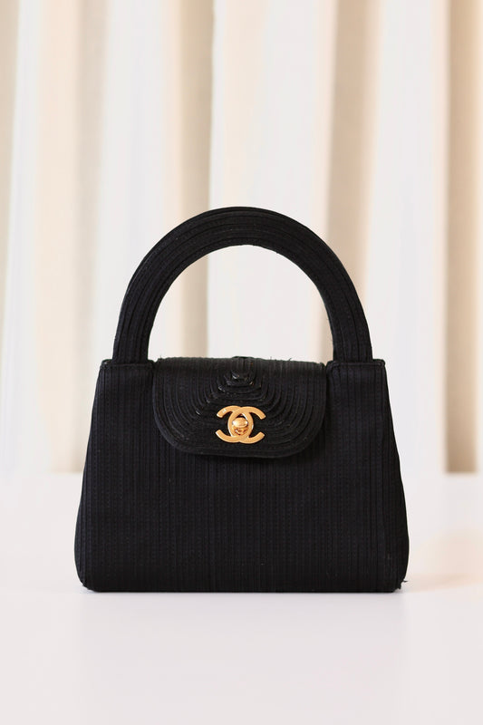 Ultra Rare Chanel vintage mini Kelly