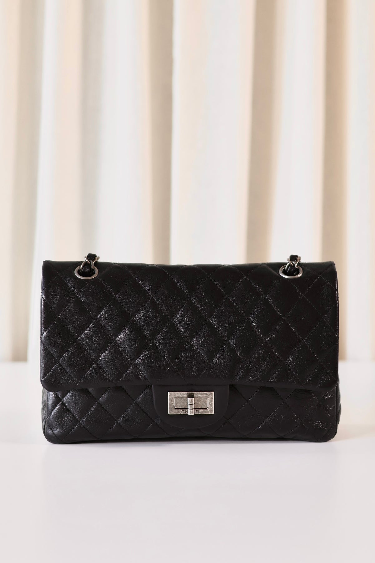 Chanel reissue 2.55
