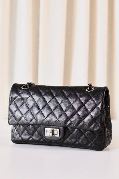 Chanel reissue 2.55