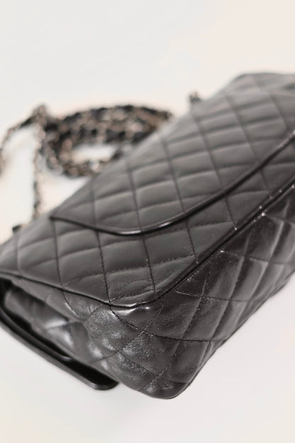 Chanel reissue 2.55