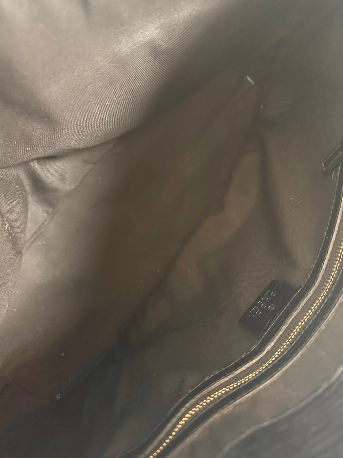 Gucci black horsebit handbag