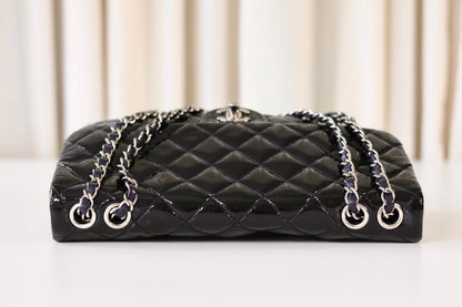 Chanel patent single flap bag