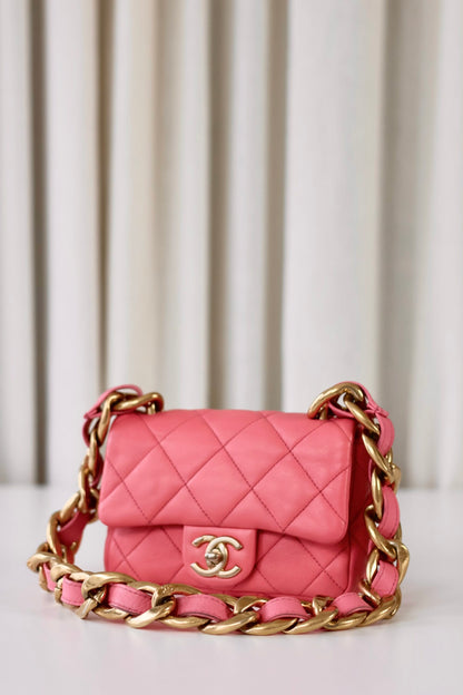 Chanel pink shoulder bag