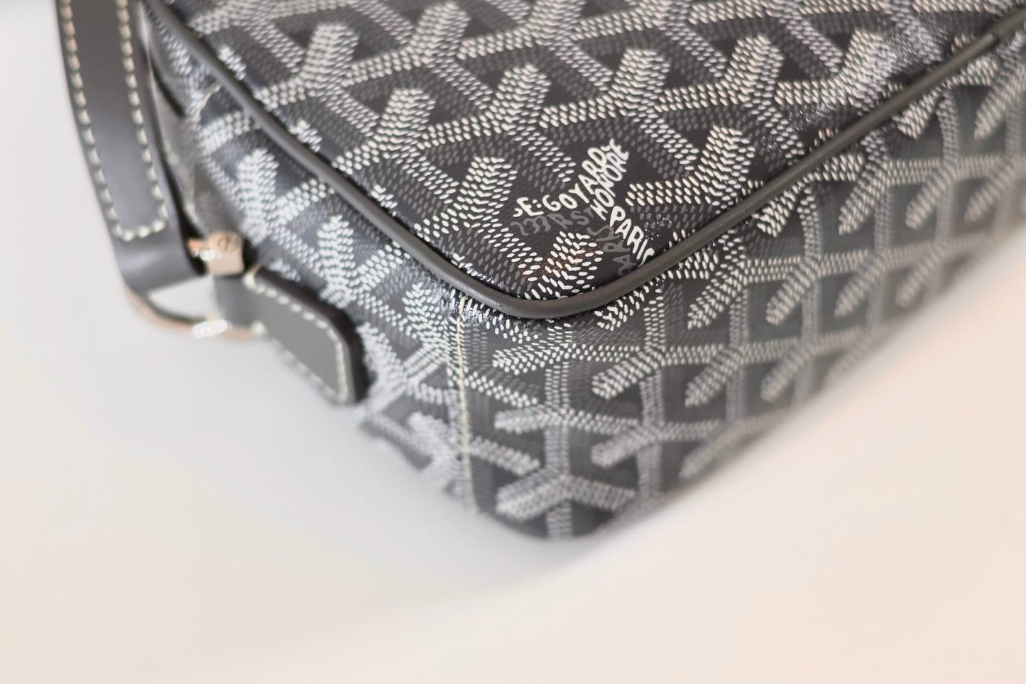 Goyard Cap-Vert PM Grey