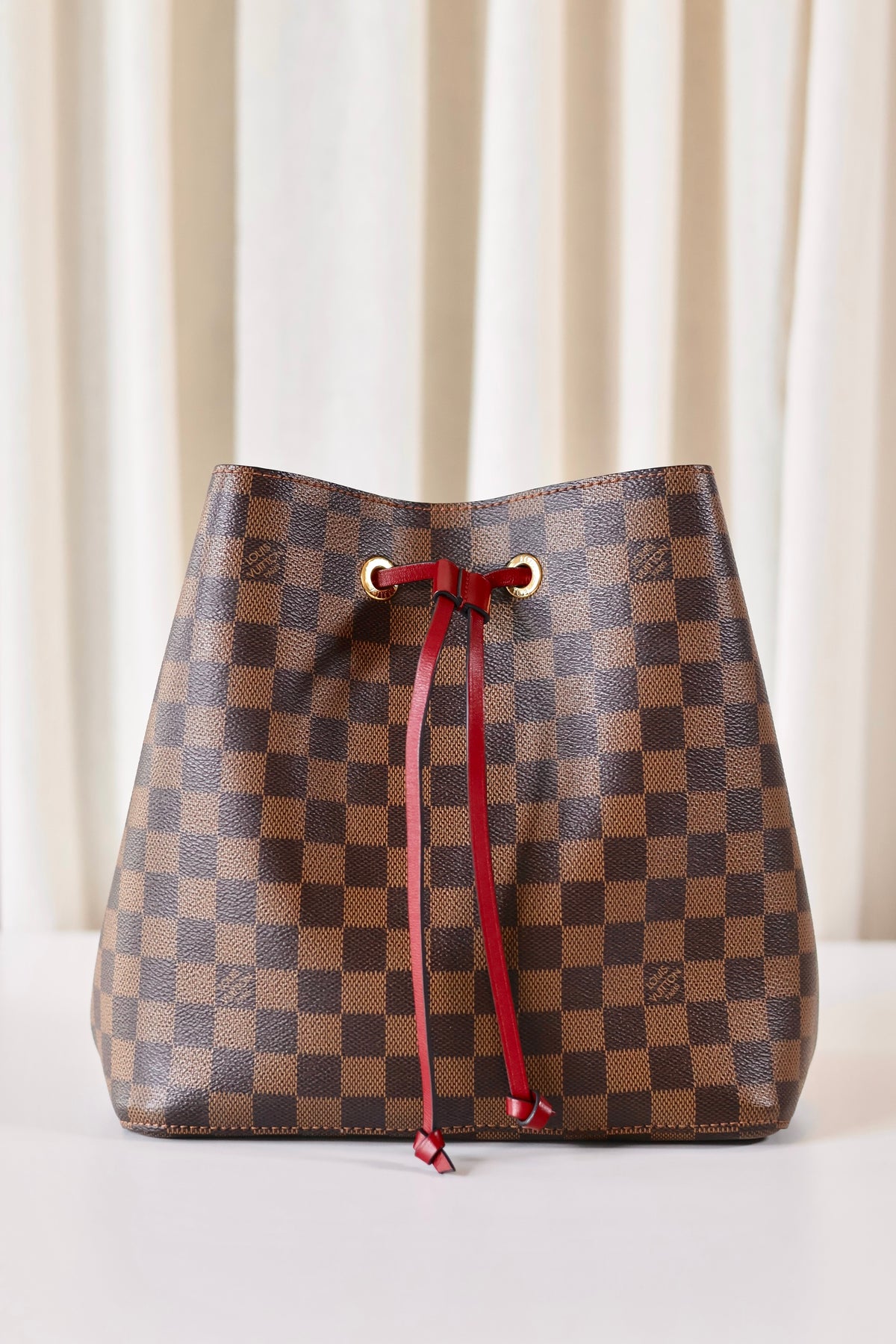 Louis Vuitton Neo Noé Damier Ebene MM