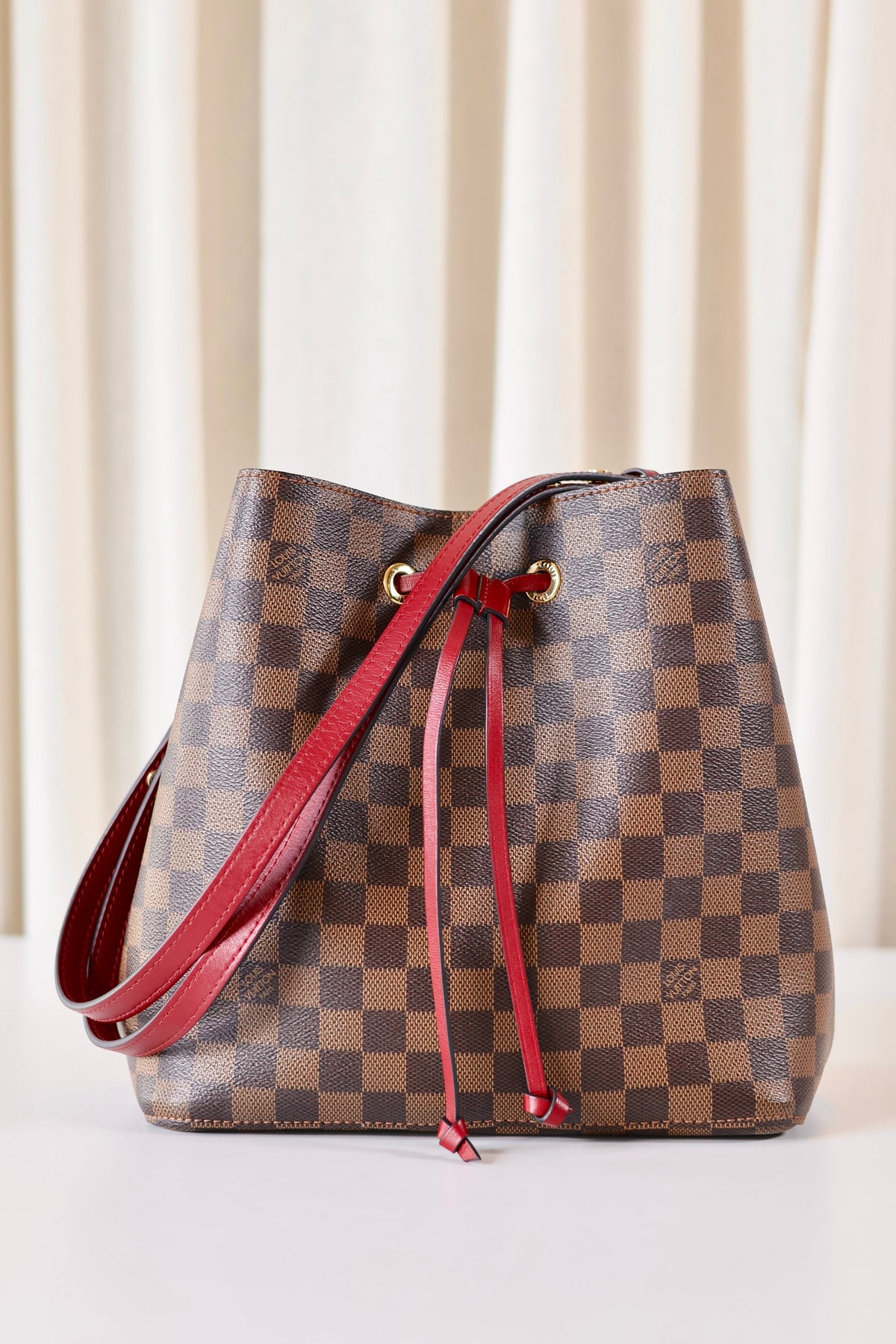 Louis Vuitton Neo Noé Damier Ebene MM