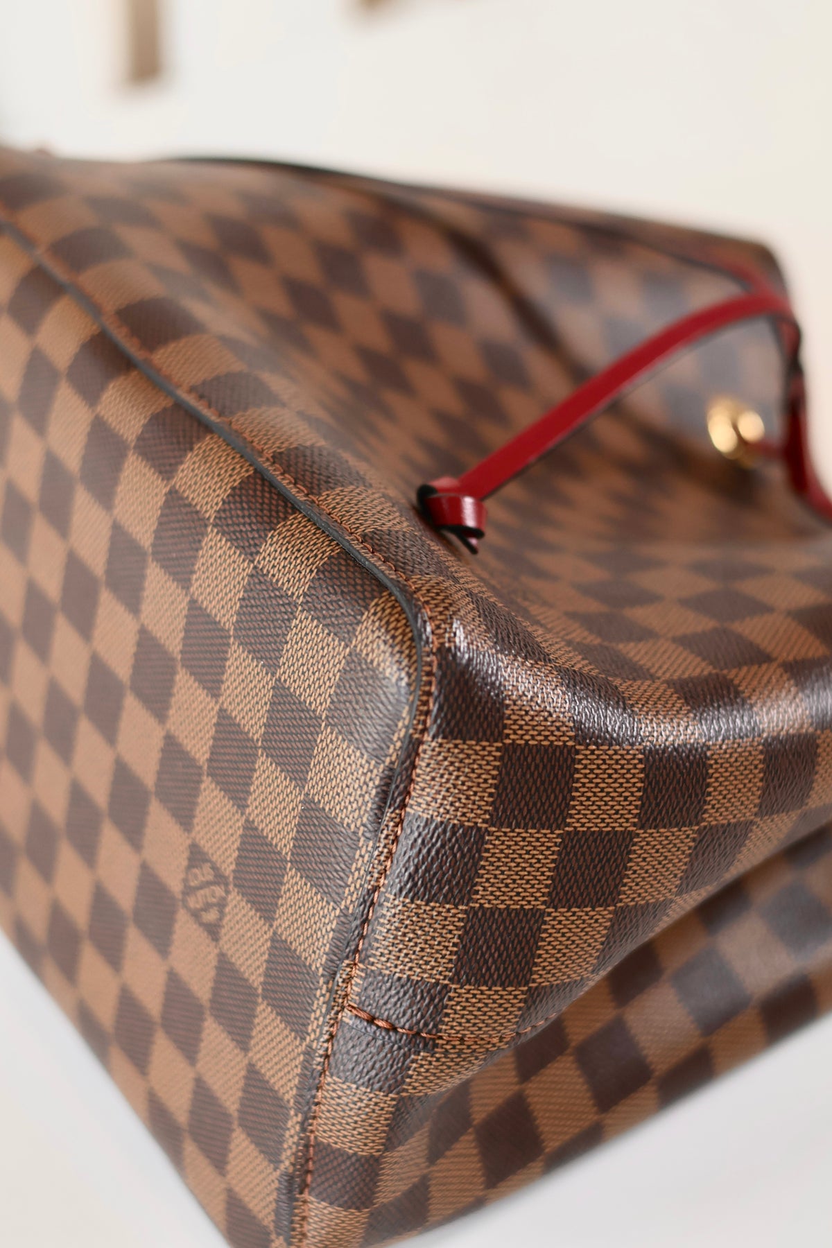Louis Vuitton Neo Noé Damier Ebene MM