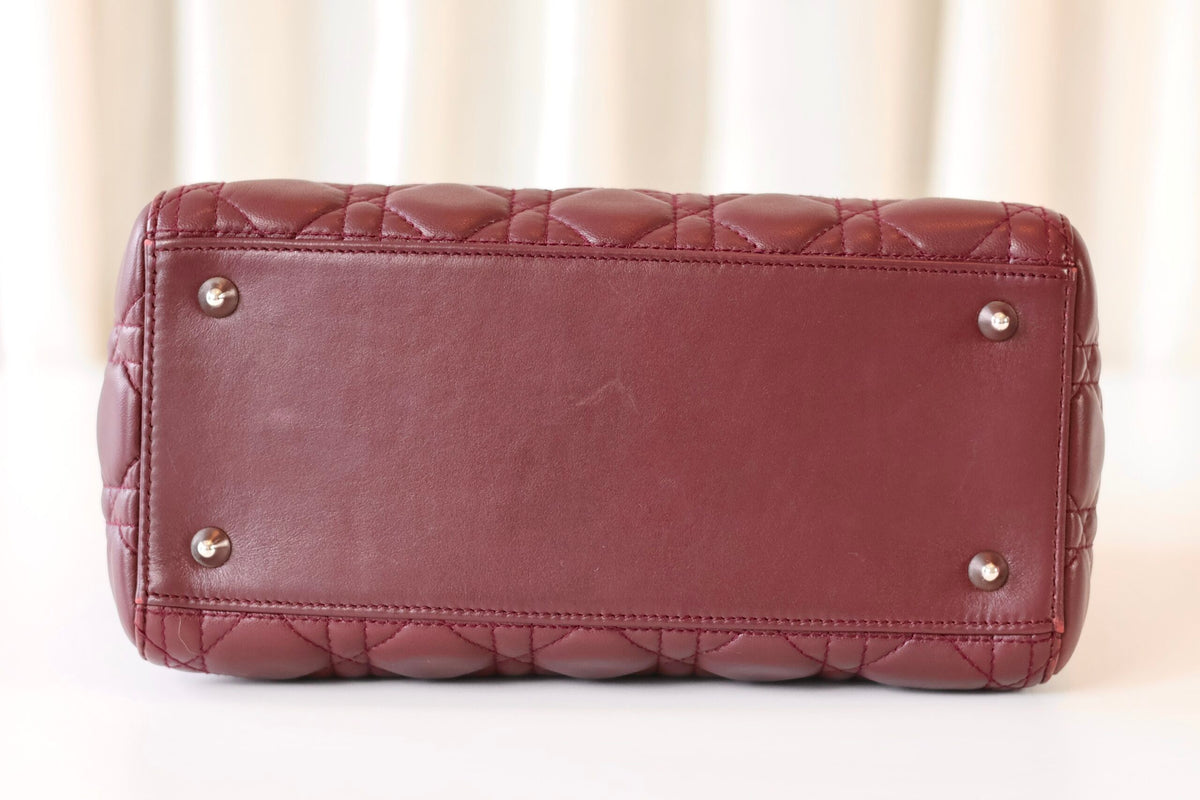 Lady Dior medium aubergine