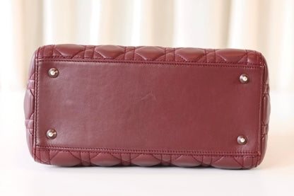 Lady Dior medium aubergine