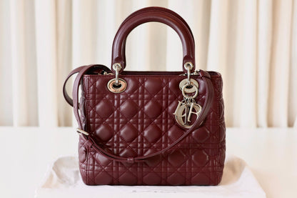 Lady Dior medium aubergine