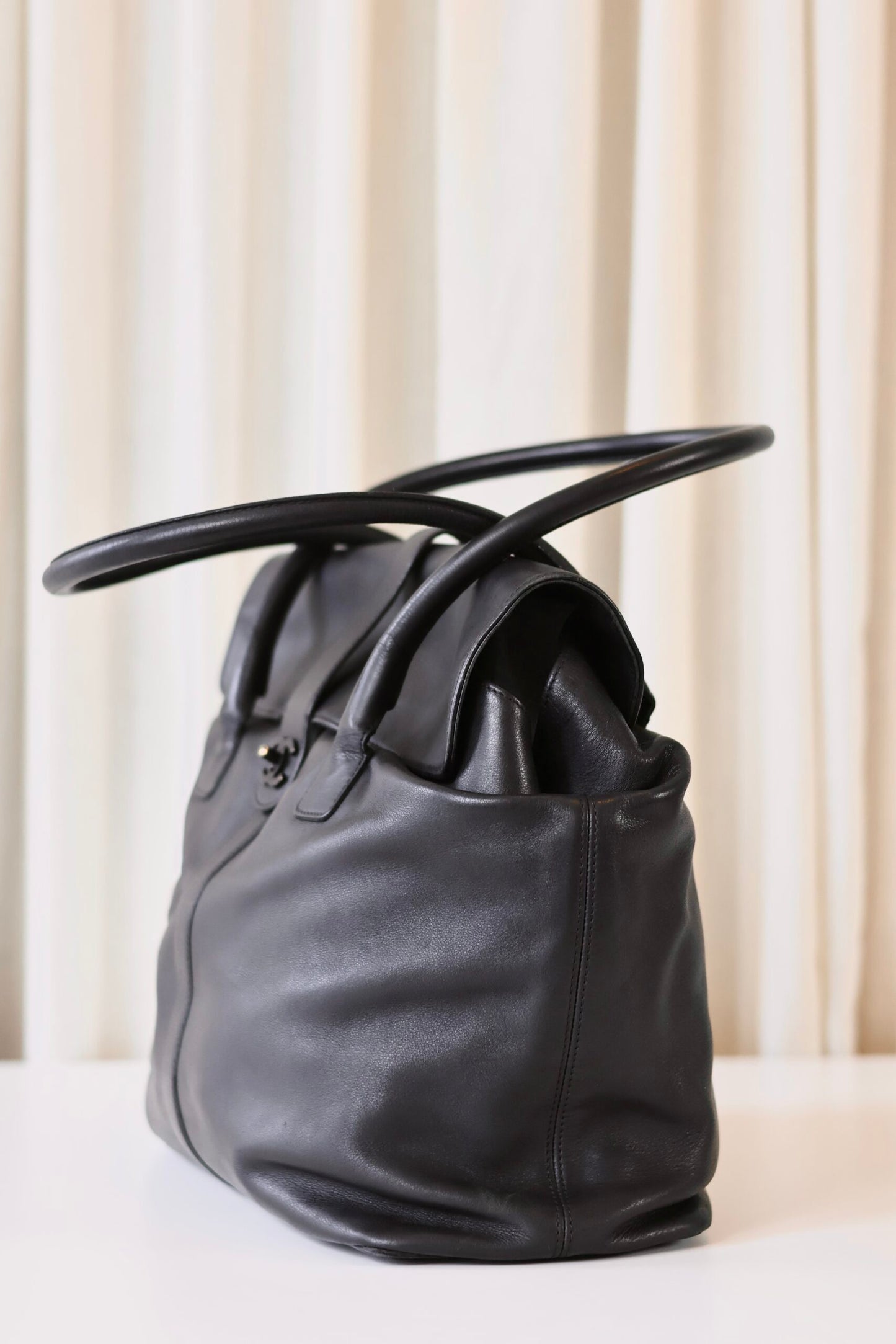 Chanel So Black shoulder bag
