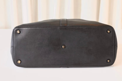 Chanel So Black shoulder bag
