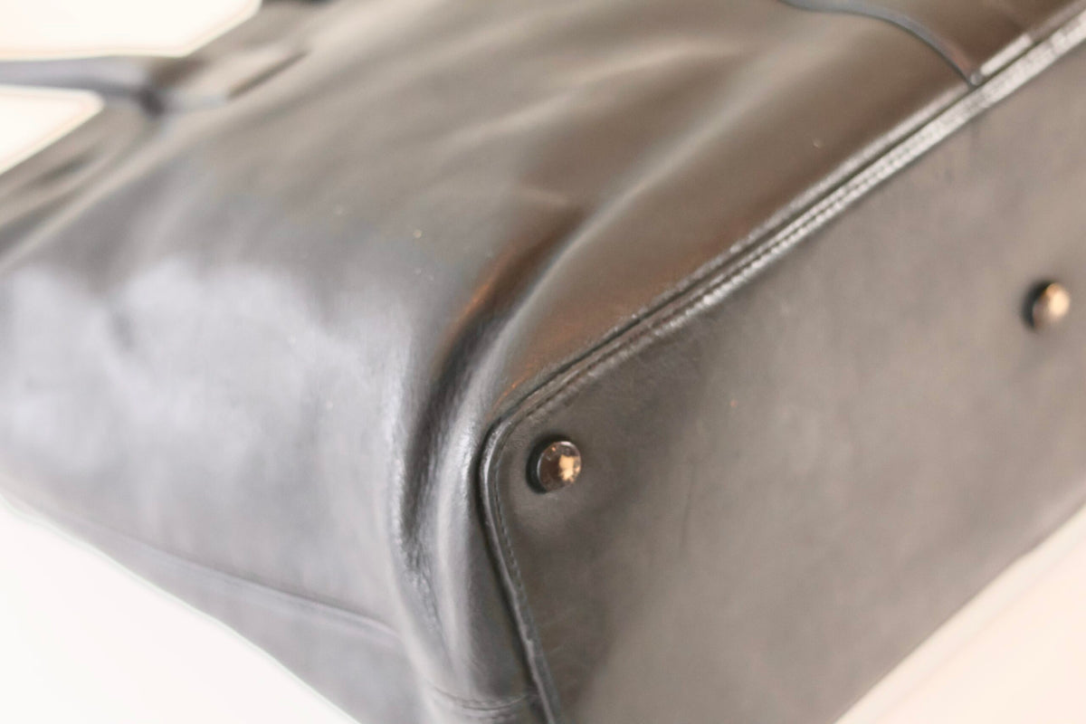 Chanel So Black shoulder bag