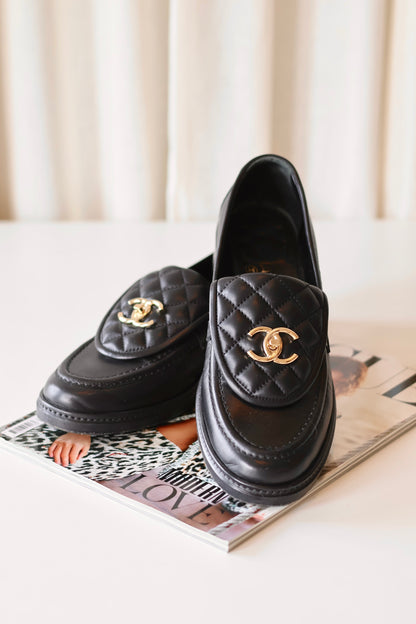 Chanel CC Loafers Black