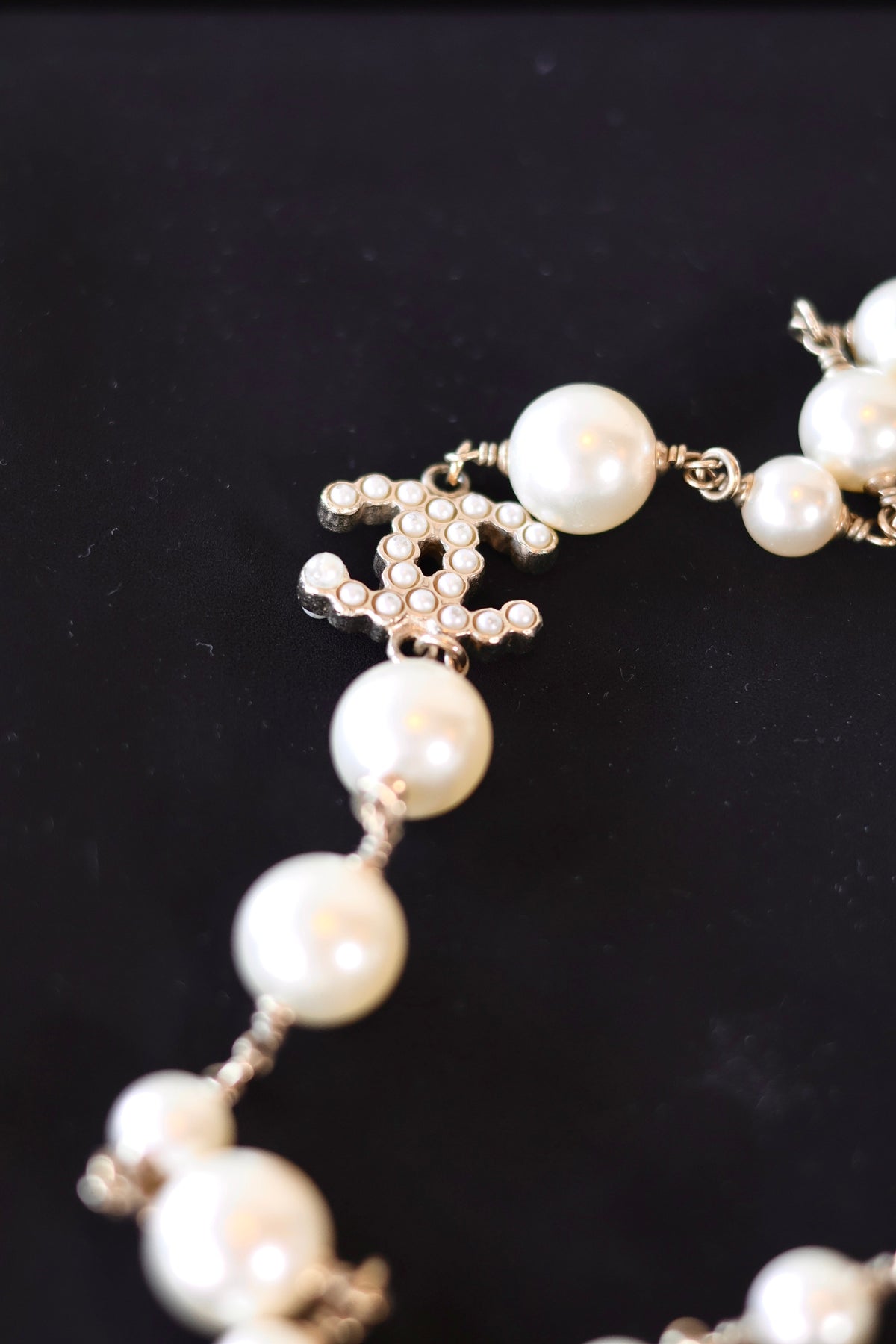 Chanel CC Pearl Necklace