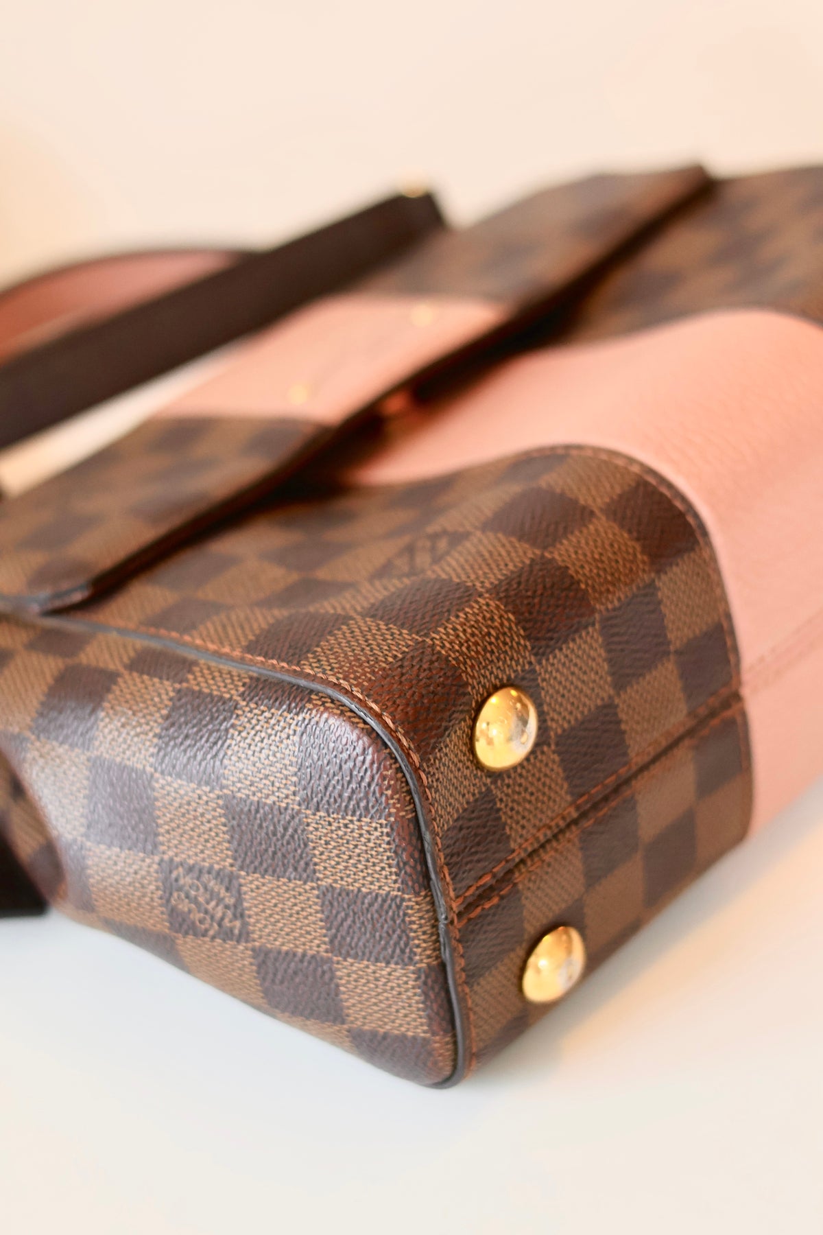 Louis Vuitton Bond Street Ebene