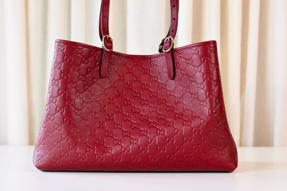 Gucci GG Signature Tote Burgundy
