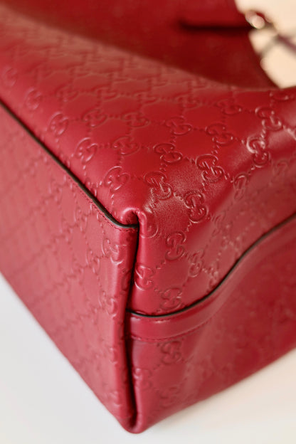 Gucci GG Signature Tote Burgundy