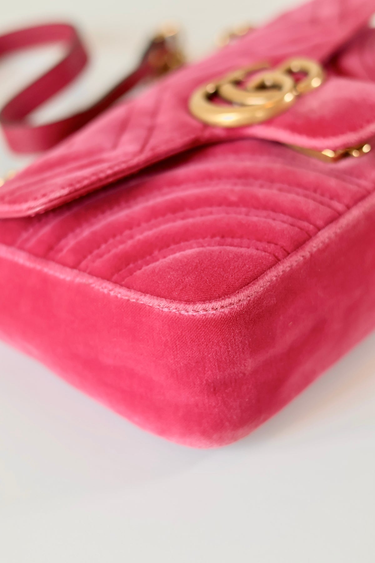 Gucci GG Marmont Small Velvet Pink