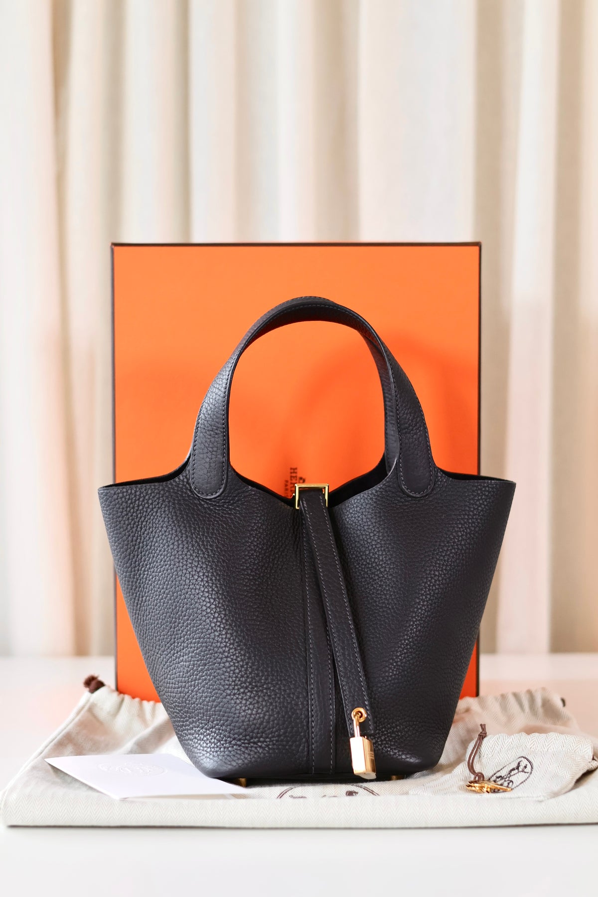 Hermès Picotin 18 Blue Indigo