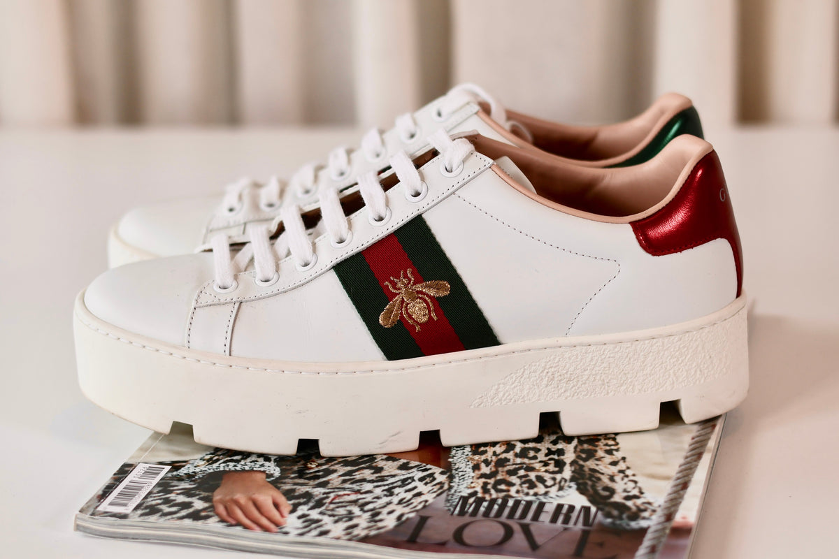 Gucci sneakers white