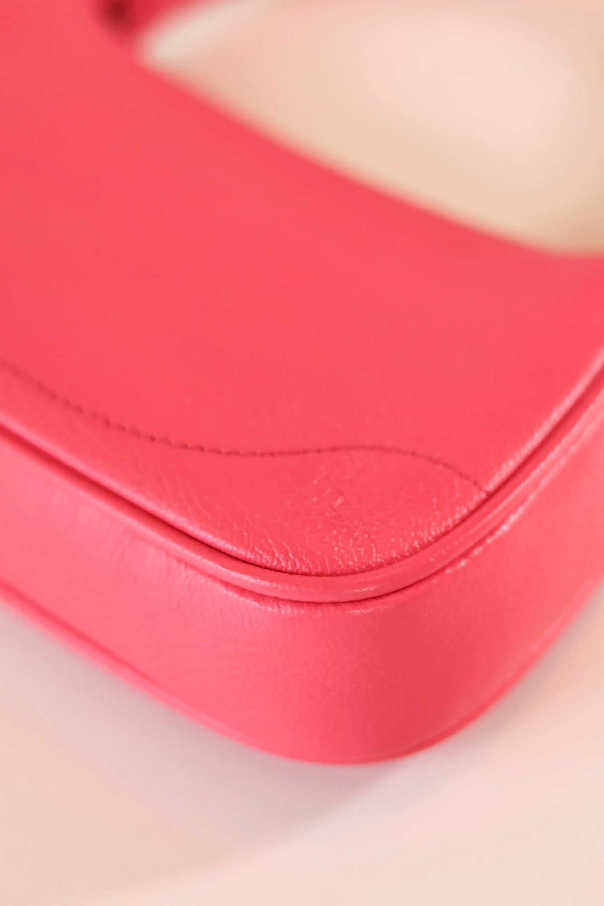Gucci Marmont Shoulder Bag Pink