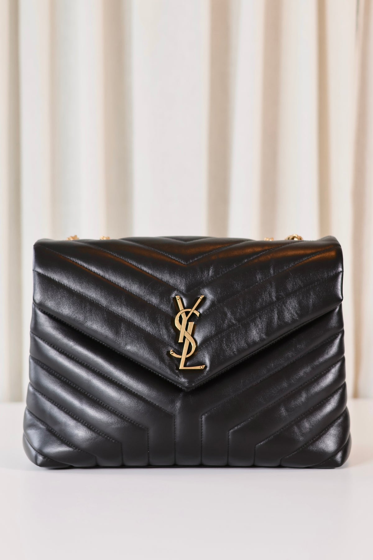 Saint Laurent Loulou Large Black