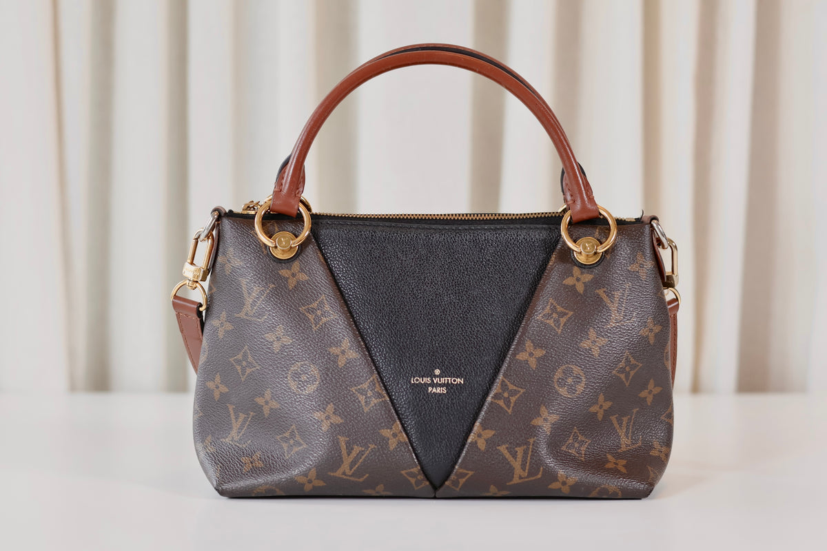 Louis Vuitton V Tote Monogram