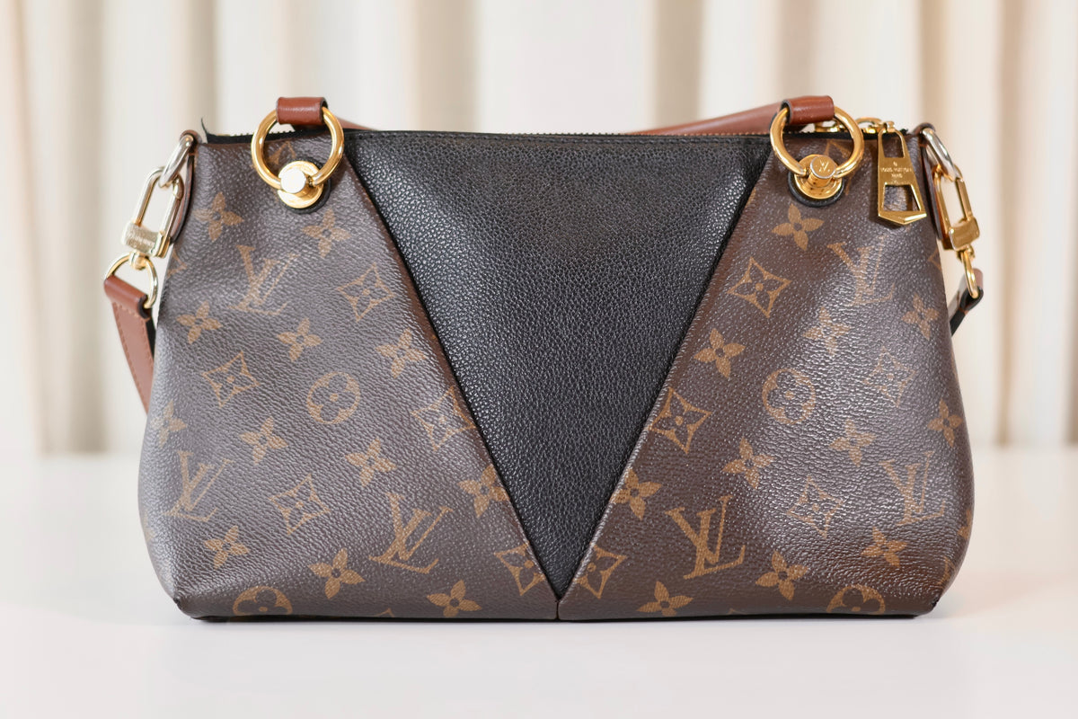 Louis Vuitton V Tote Monogram