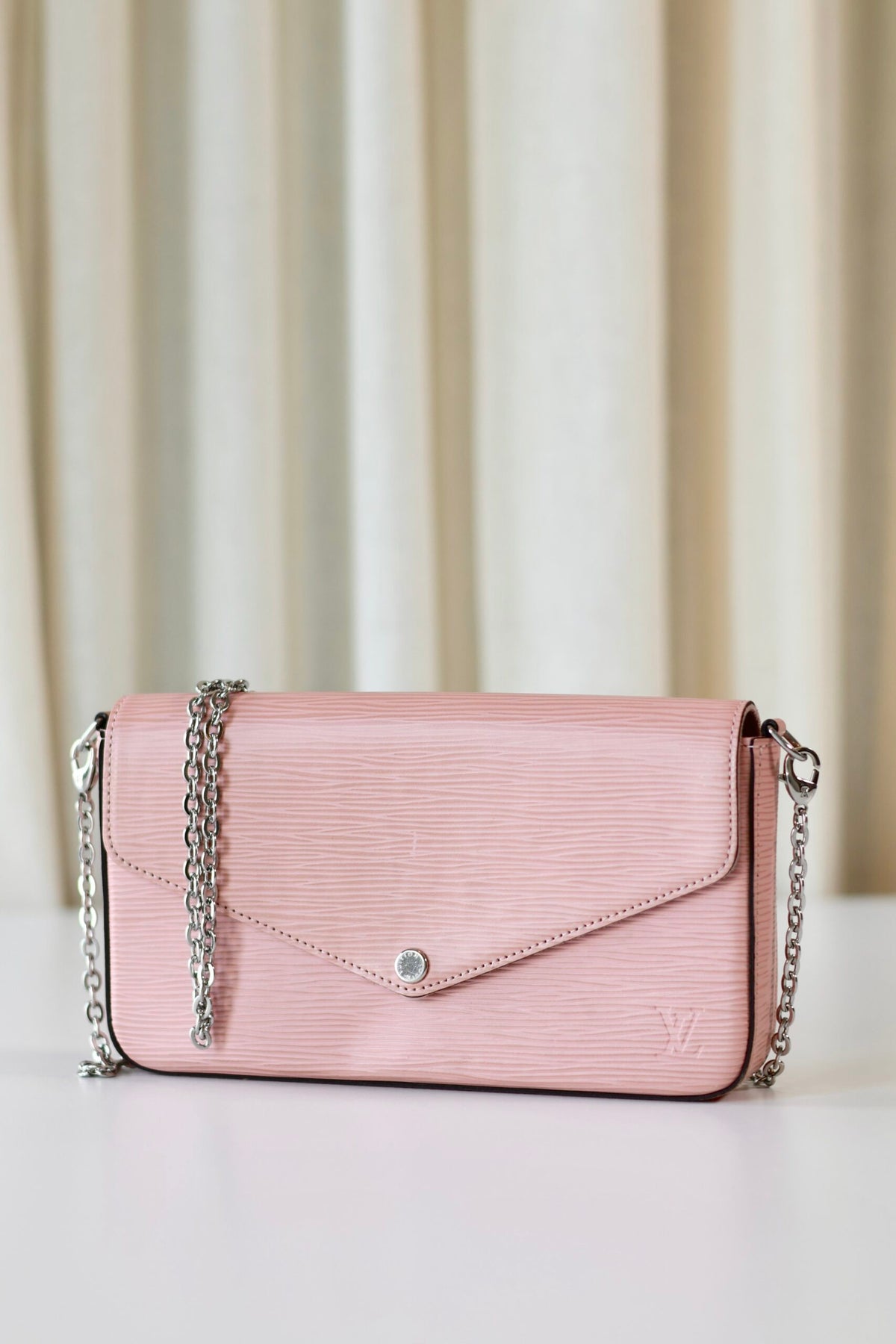 Louis Vuitton Felicie epi pink