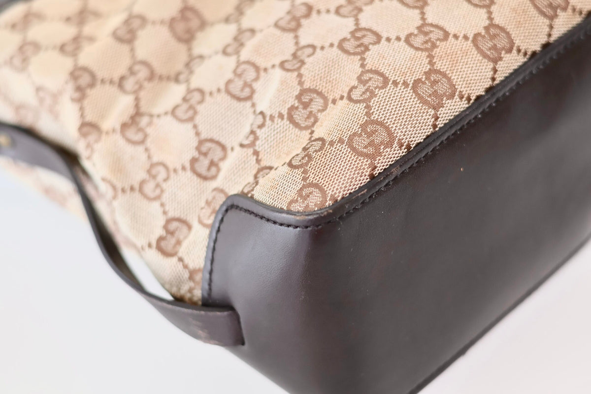Gucci handbag monogram