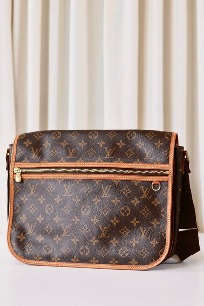 Louis Vuitton Messenger bag monogram