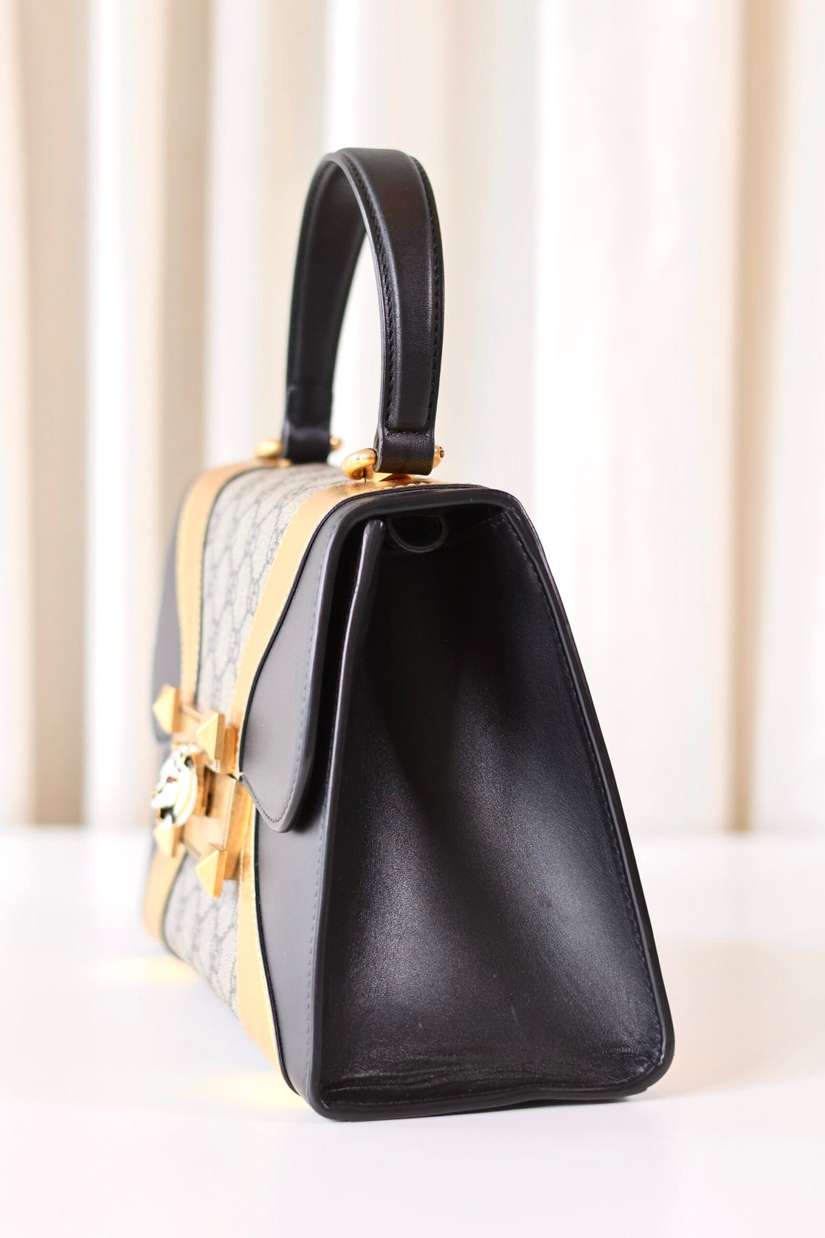 Gucci Tiger top handle