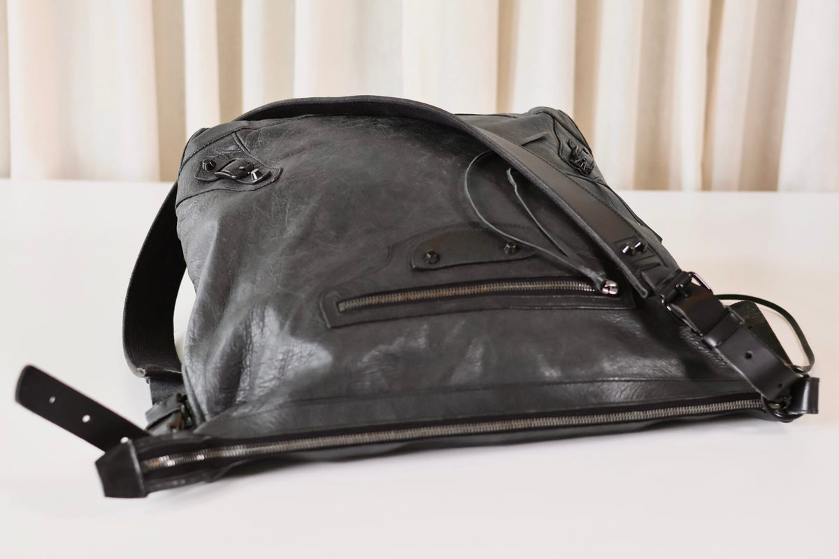 Balenciaga crossbody City bag