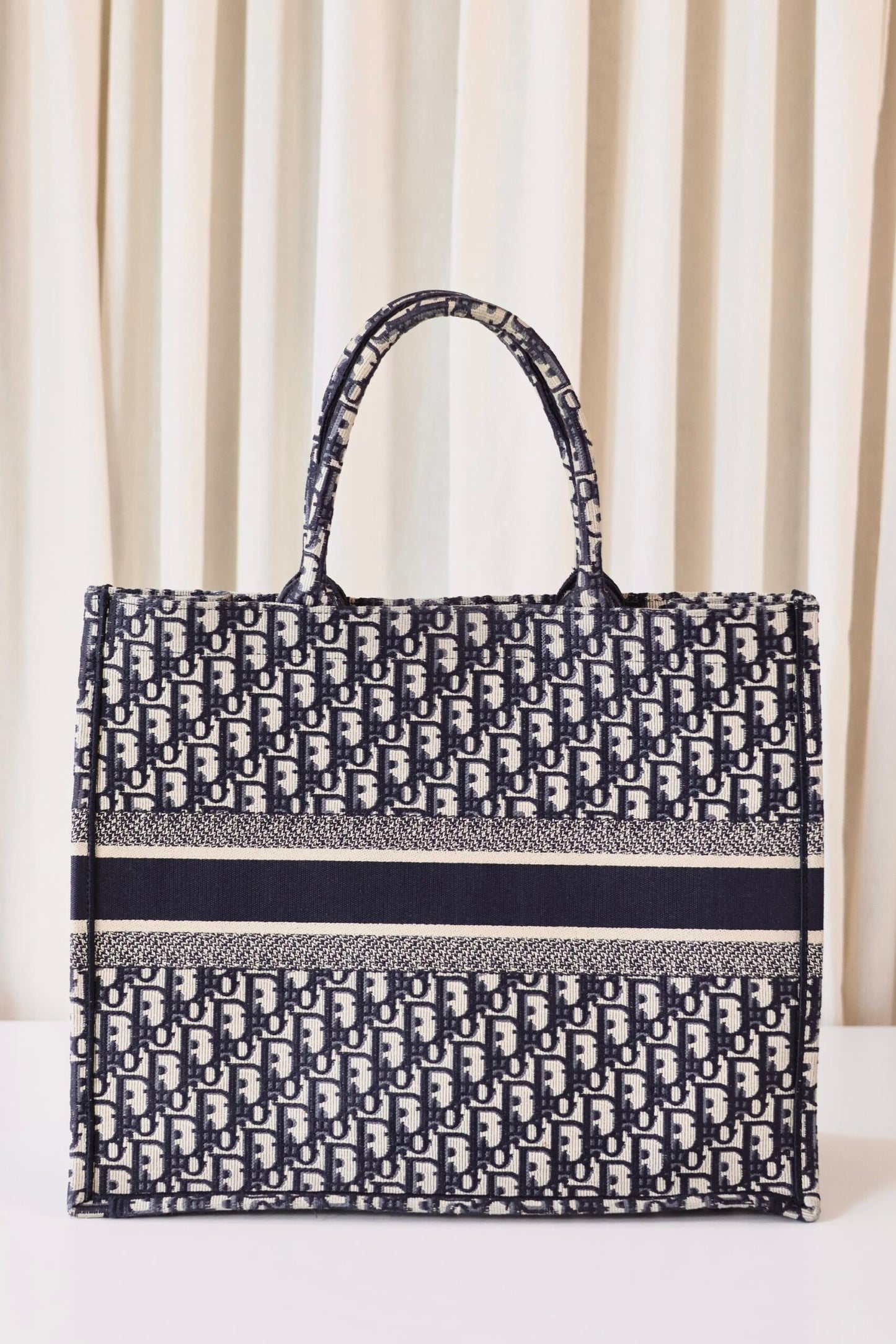 Dior book tote Oblique