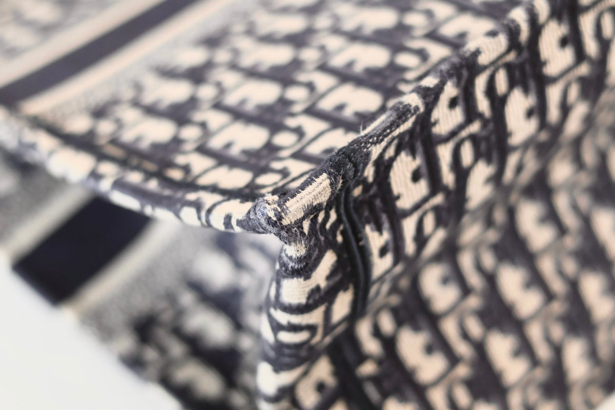 Dior book tote Oblique