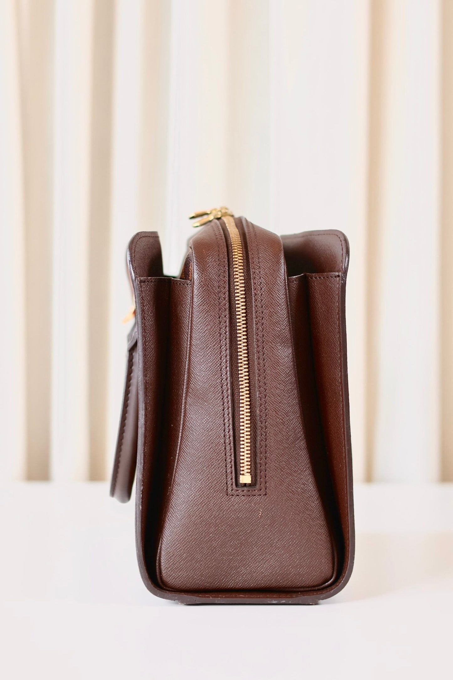 Louis Vuitton handbag damier ebene