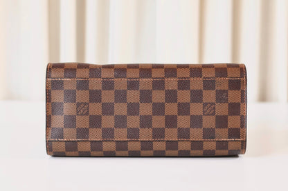 Louis Vuitton handbag damier ebene