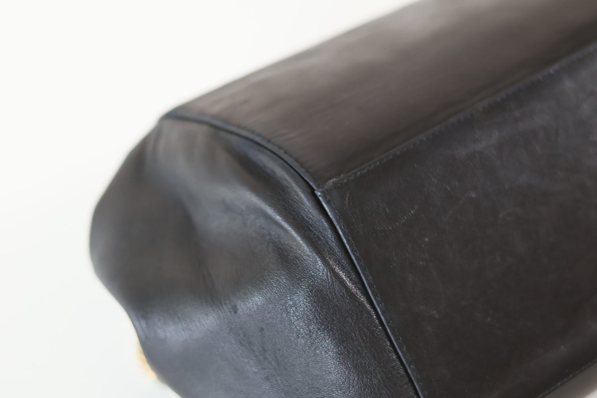 Chanel Reissue shoulder bag black