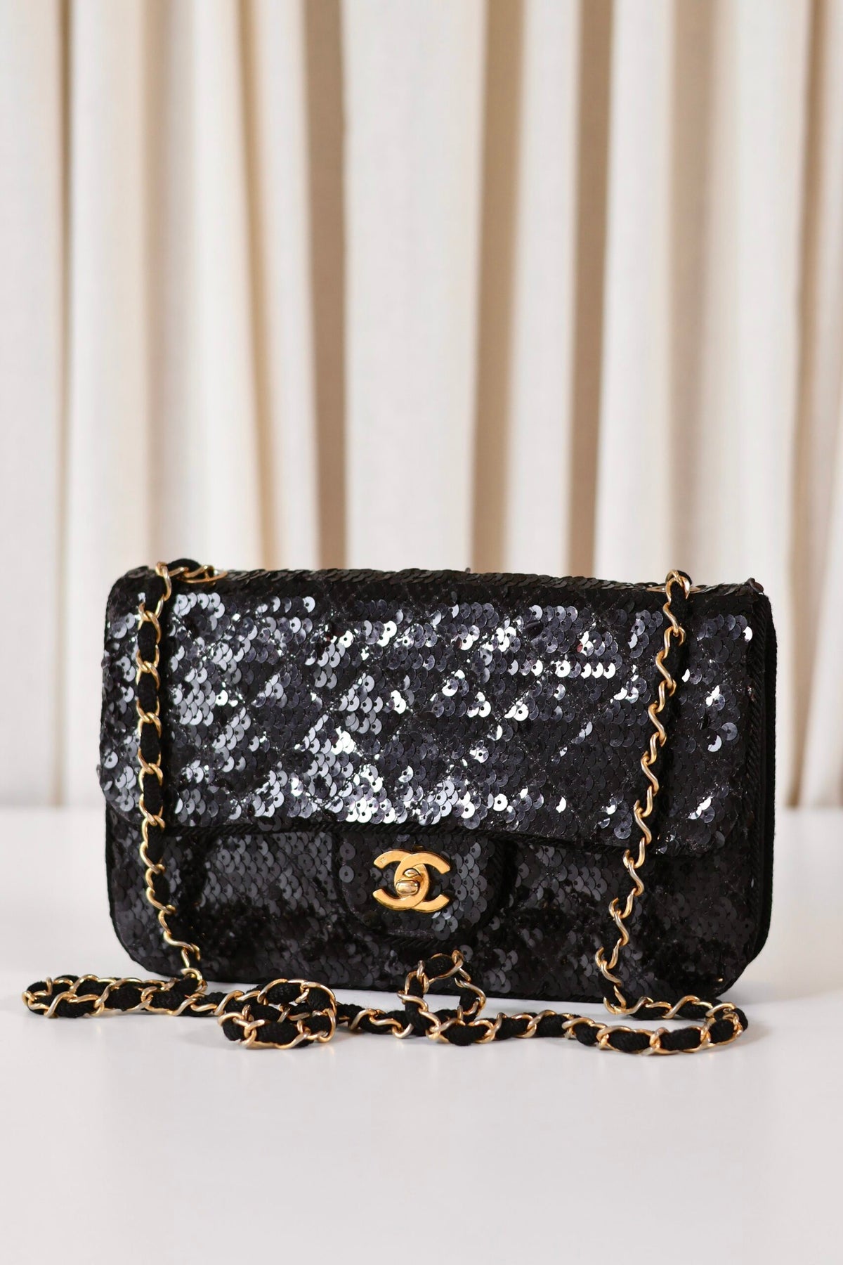 Chanel sequin single flap bag black